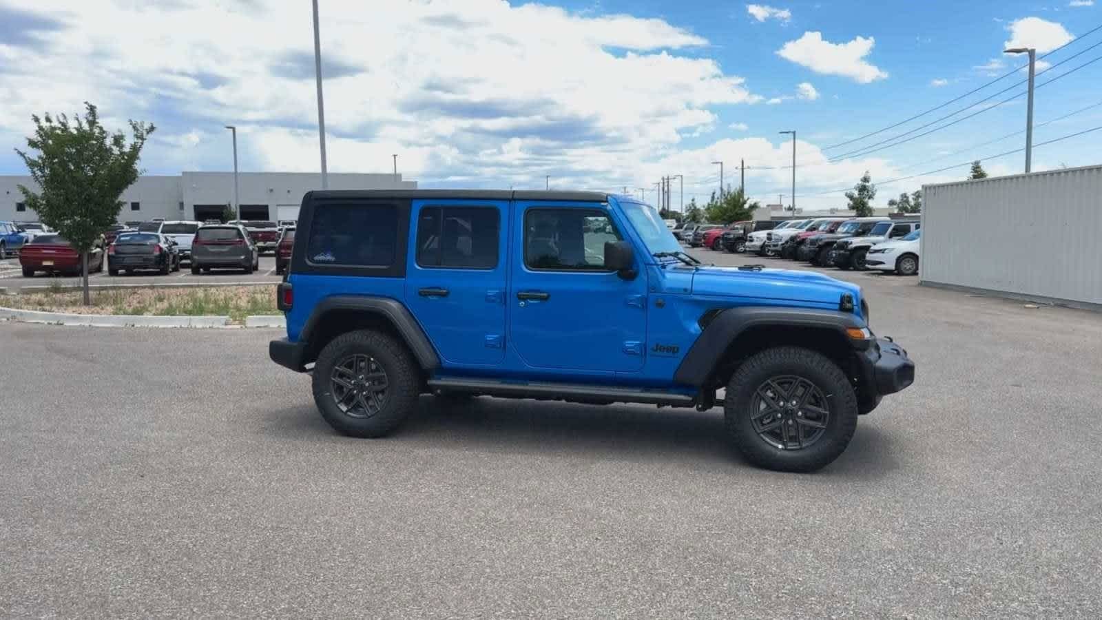 Thumbnail: 2024 Jeep Wrangler - 5