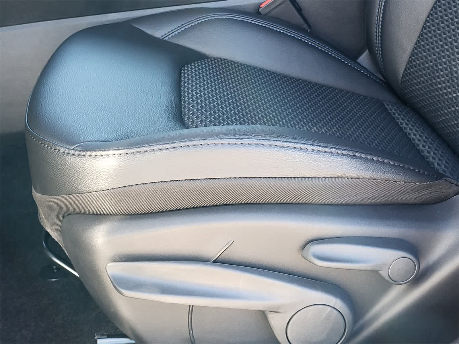 Thumbnail: 2026 Jeep Compass - 17