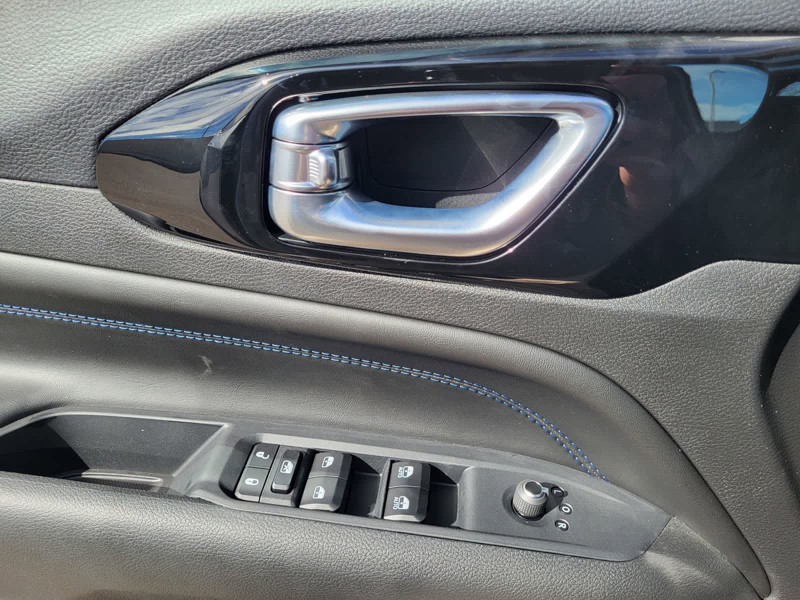 Thumbnail: 2026 Jeep Compass - 16