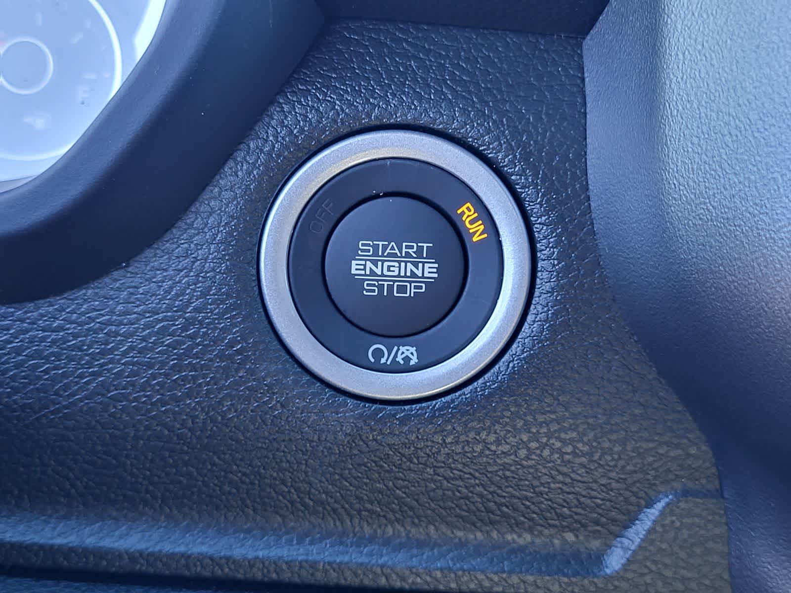 Thumbnail: 2026 RAM 1500 - 17