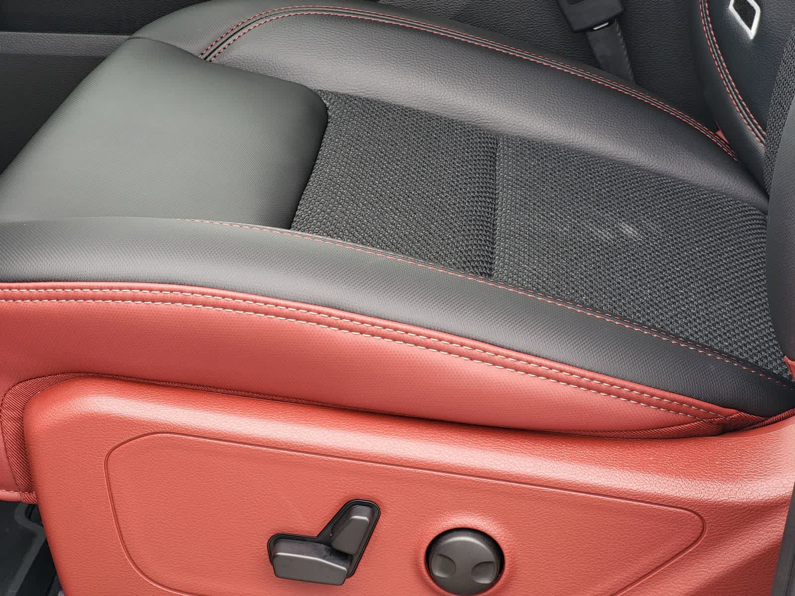 Thumbnail: 2026 RAM 1500 - 11