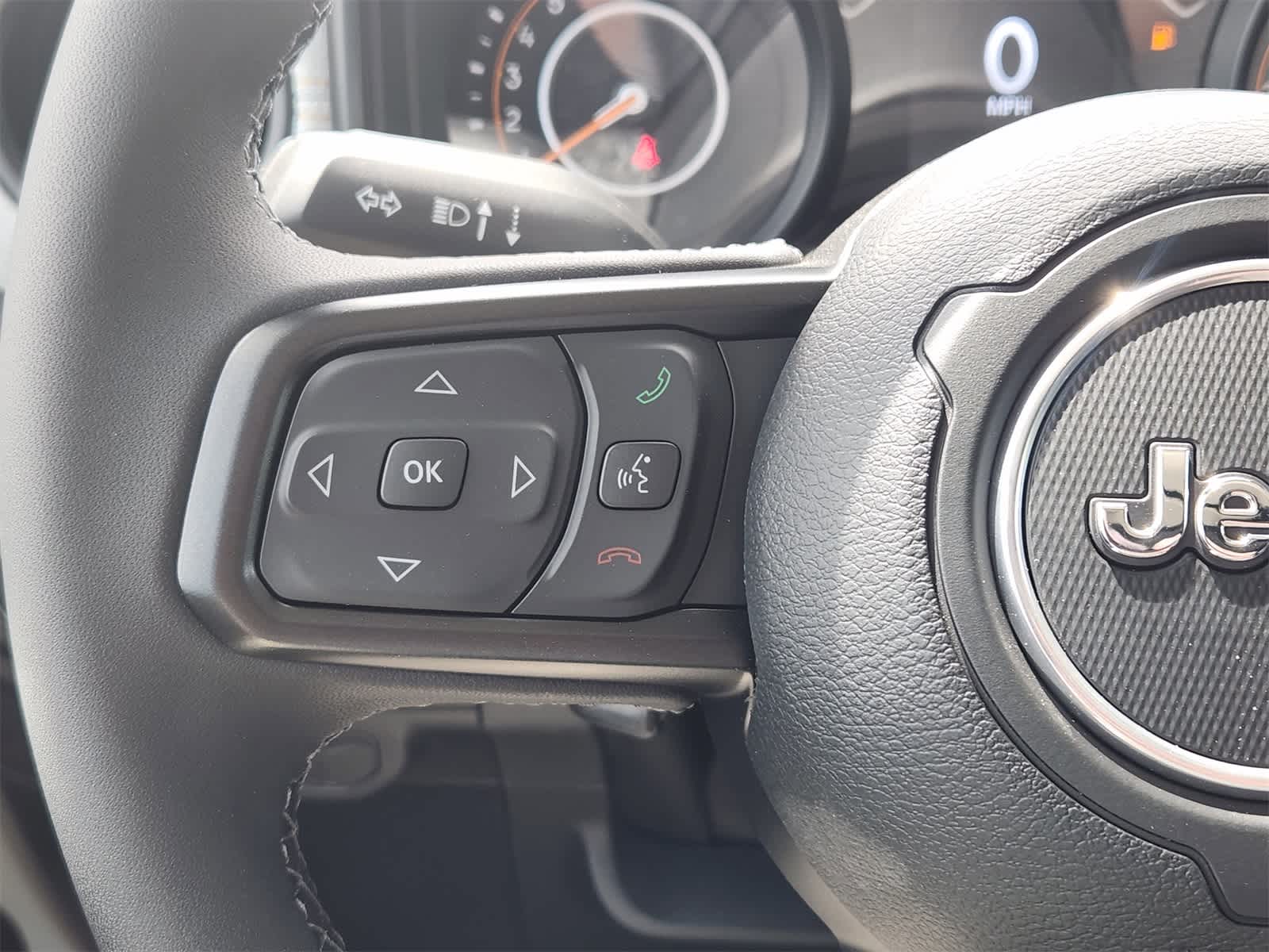 Thumbnail: 2025 Jeep Wrangler - 23