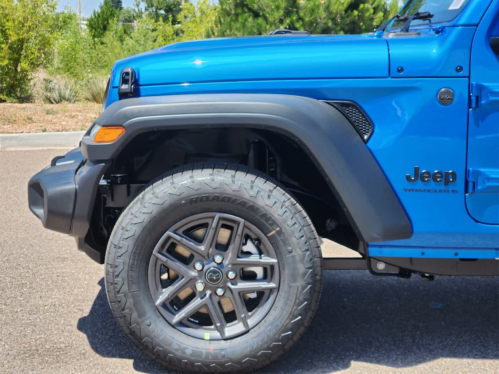 Thumbnail: 2025 Jeep Wrangler - 9