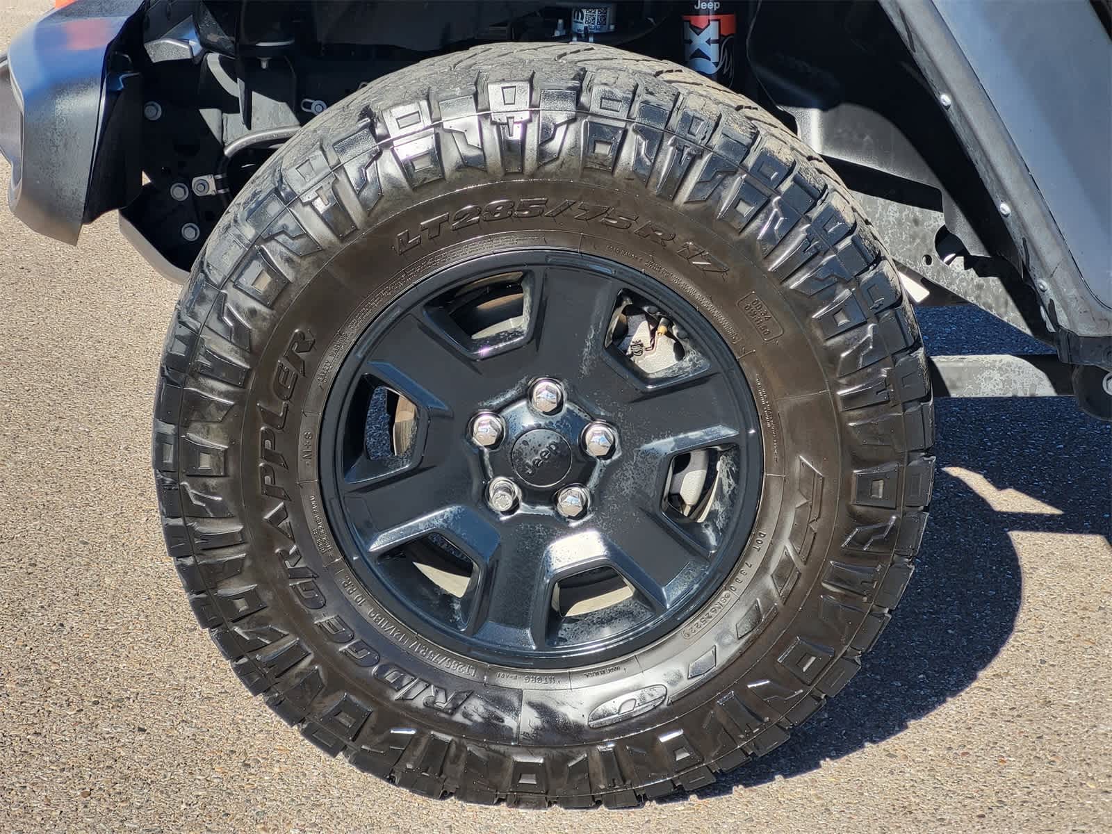 Thumbnail: 2022 Jeep Gladiator - 10