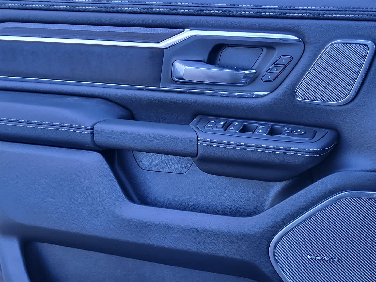 Thumbnail: 2026 RAM 1500 - 17