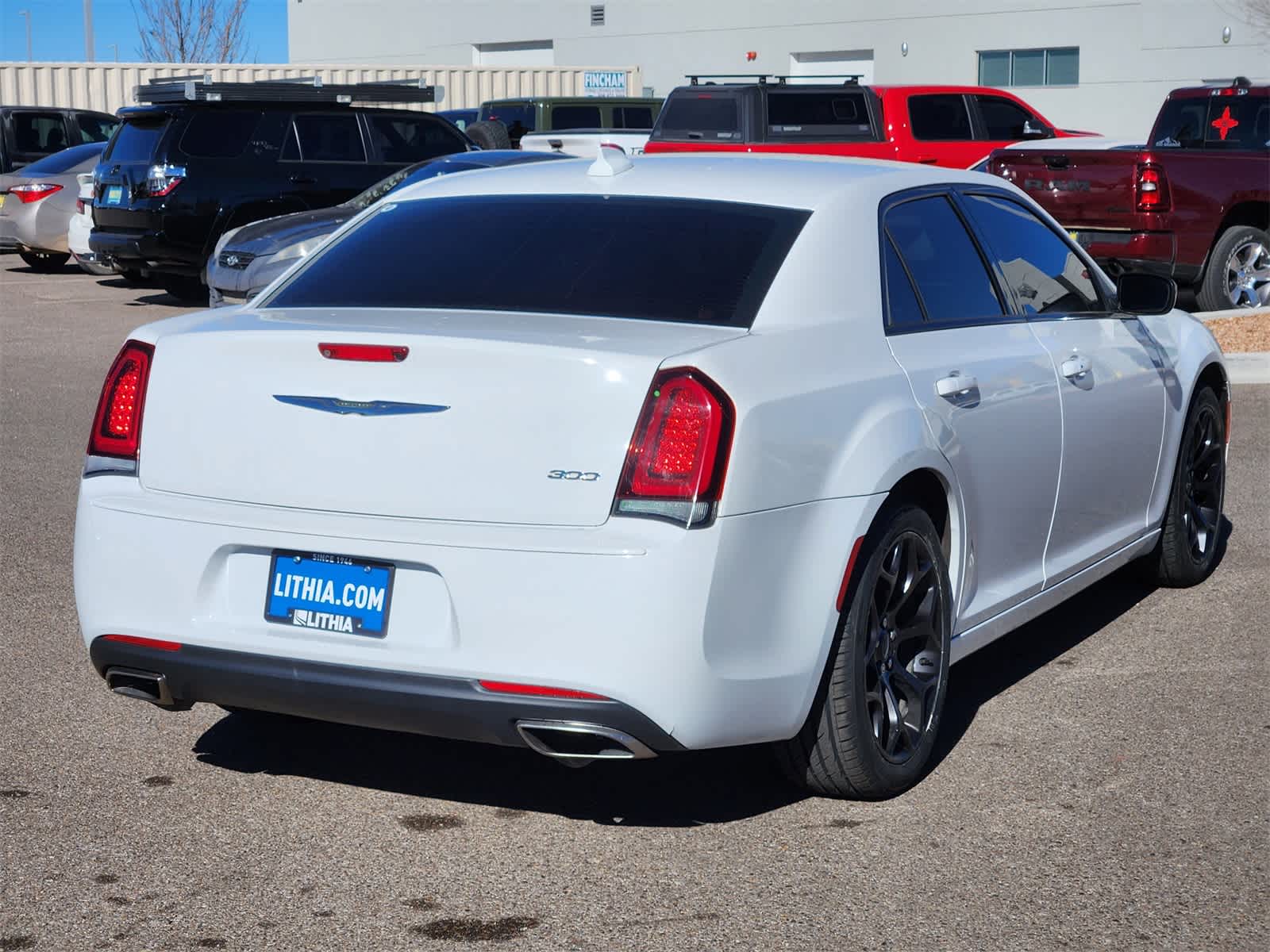 Thumbnail: 2019 Chrysler 300 - 8