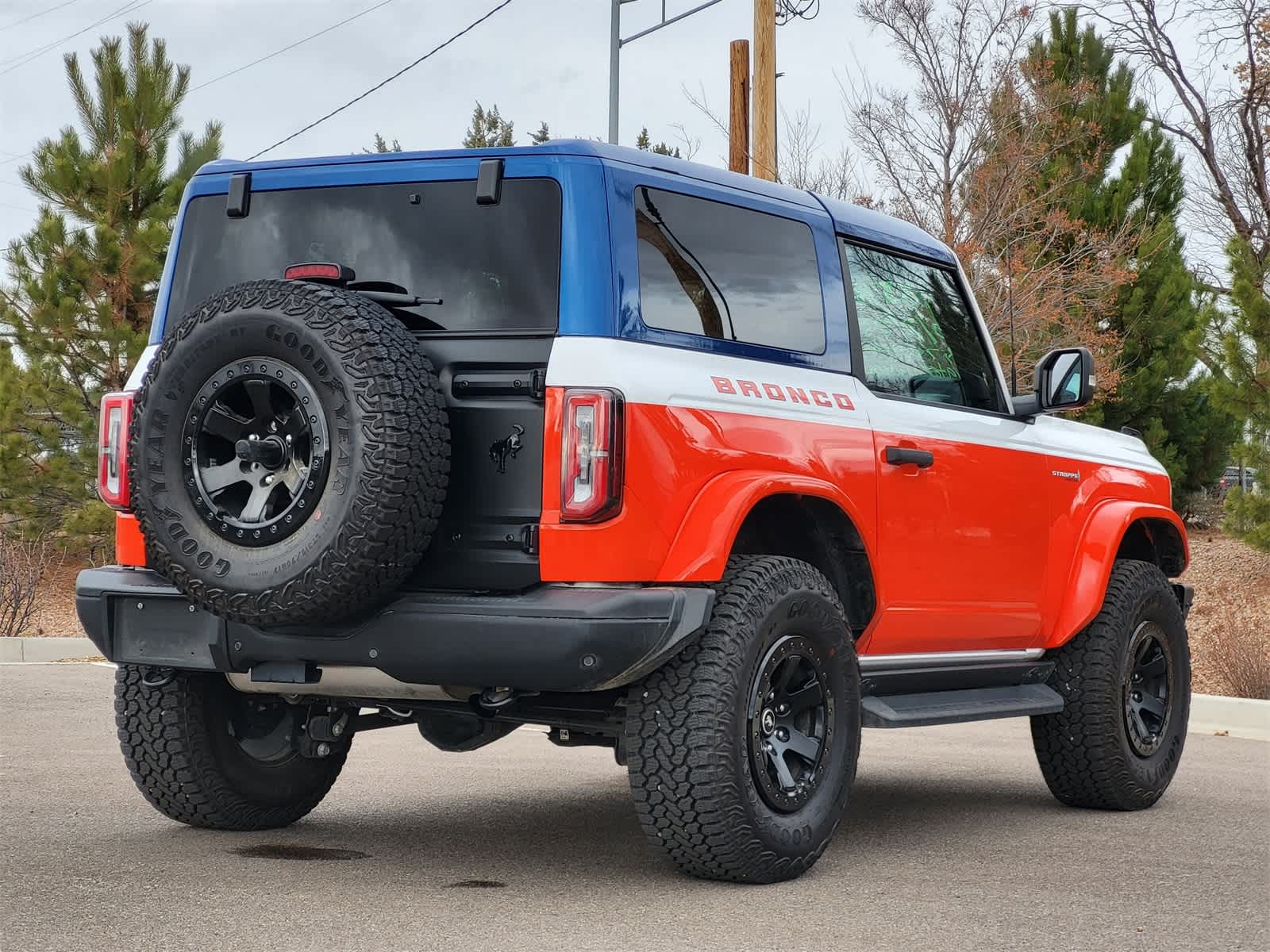 Thumbnail: 2025 Ford Bronco - 5