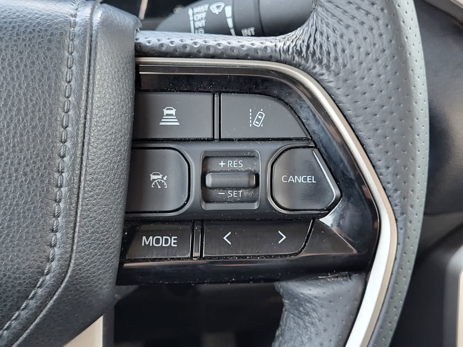 Thumbnail: 2024 Toyota Tundra - 18