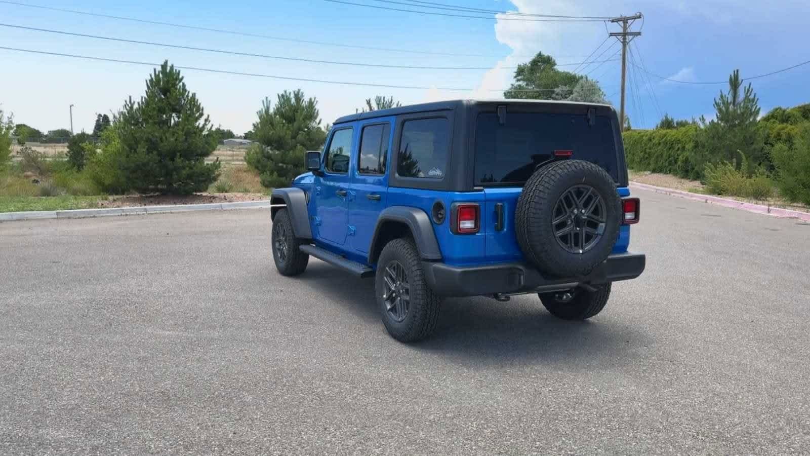 Thumbnail: 2024 Jeep Wrangler - 10