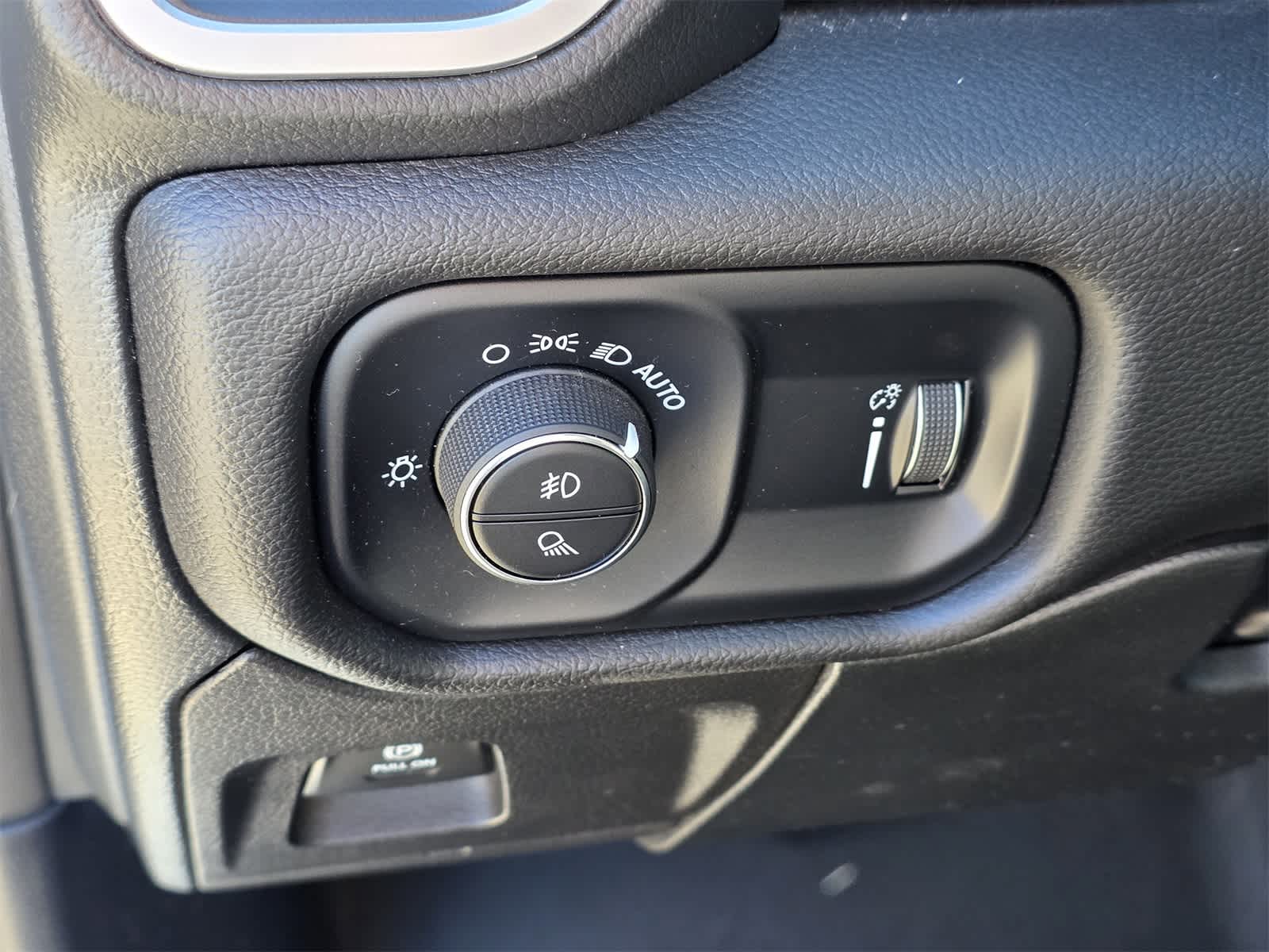 Thumbnail: 2023 RAM 1500 - 18