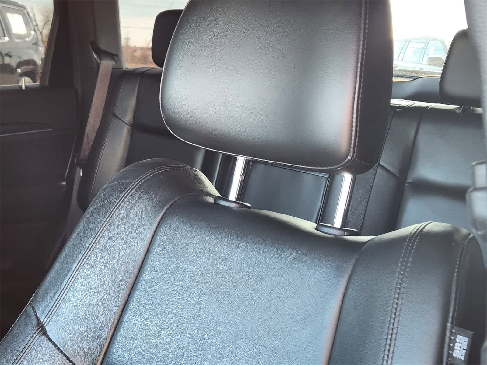 Thumbnail: 2021 Jeep Grand Cherokee - 28