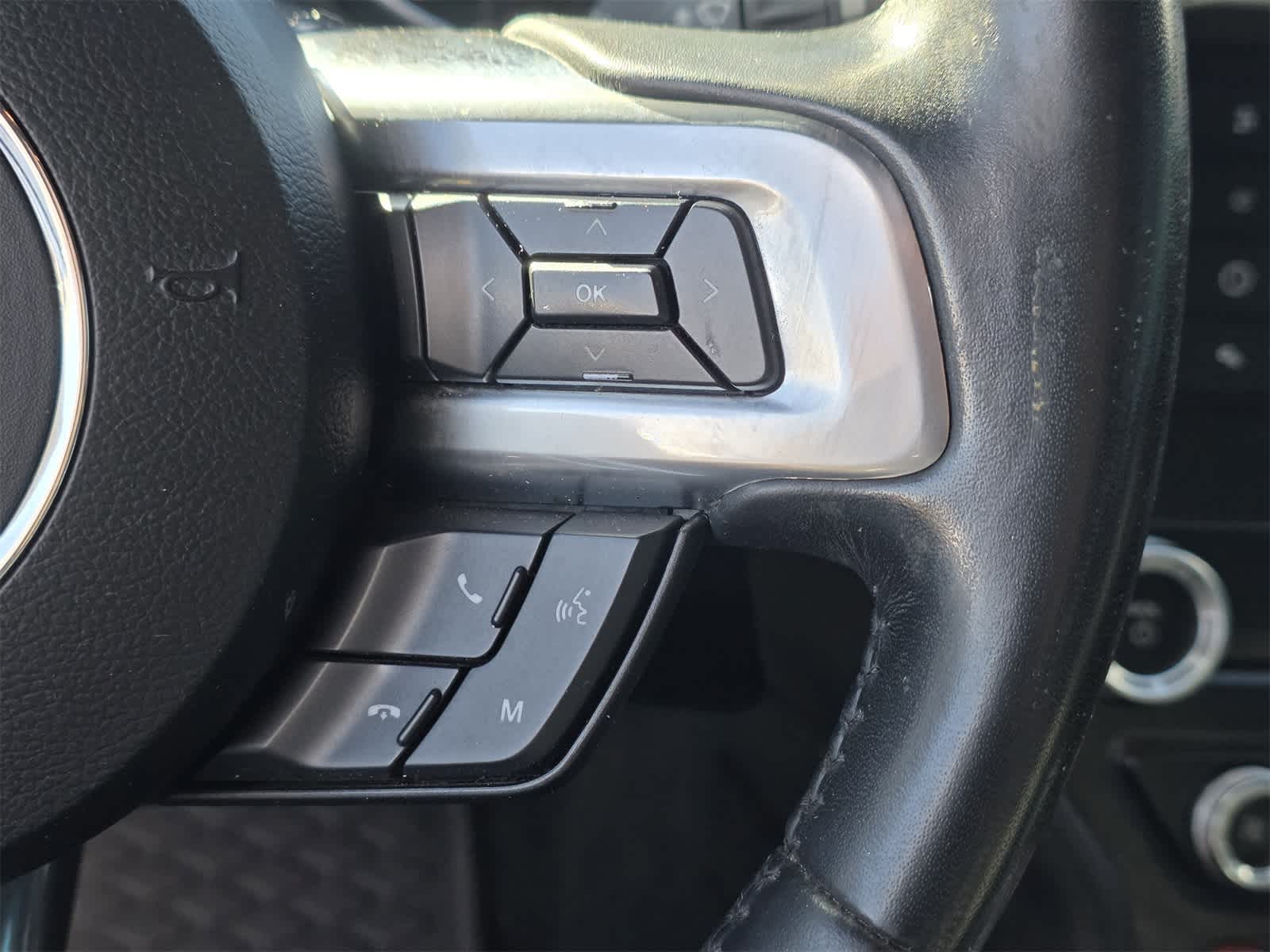 Thumbnail: 2019 Ford Mustang - 14