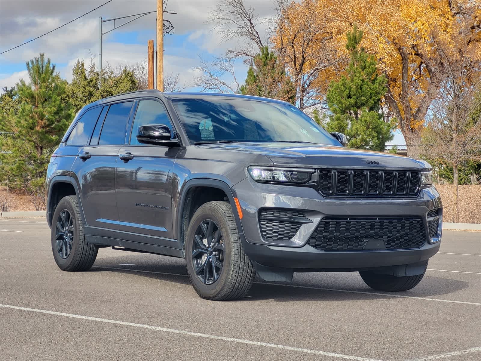 Thumbnail: 2024 Jeep Grand Cherokee - 3