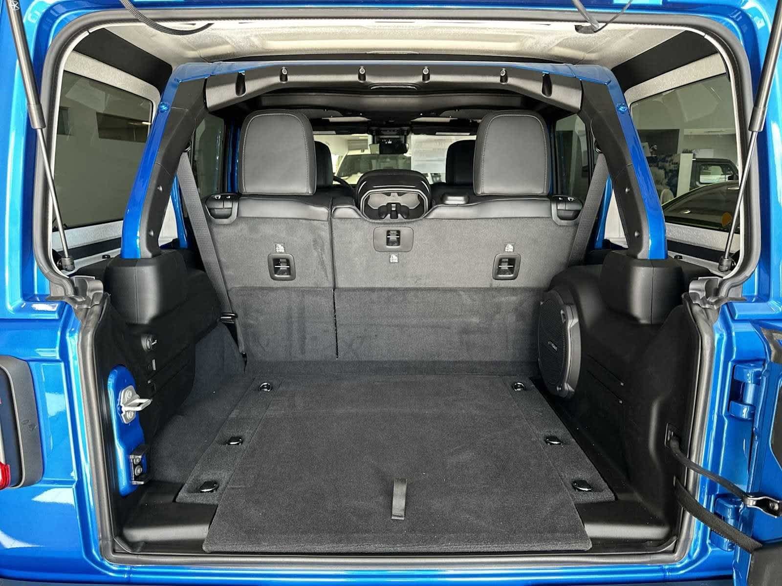 Thumbnail: 2024 Jeep Wrangler - 28
