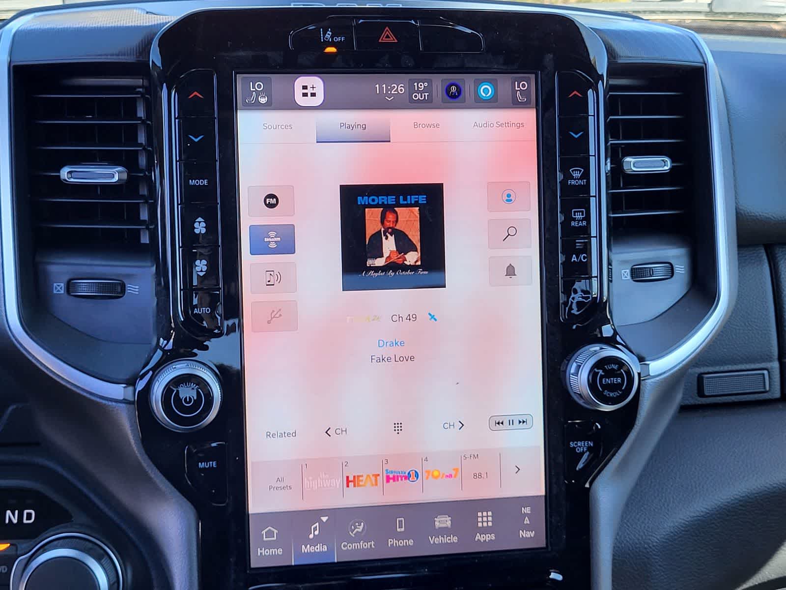 Thumbnail: 2026 RAM 1500 - 19