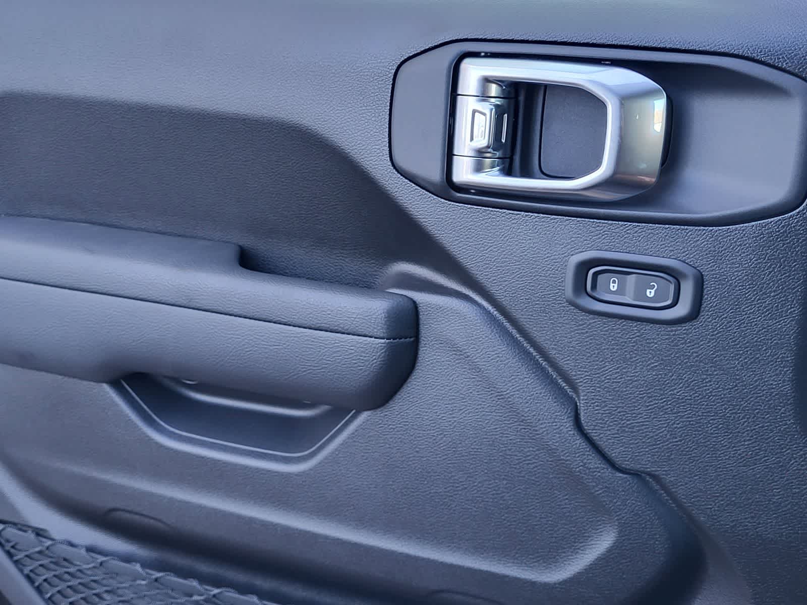 Thumbnail: 2026 Jeep Wrangler - 14