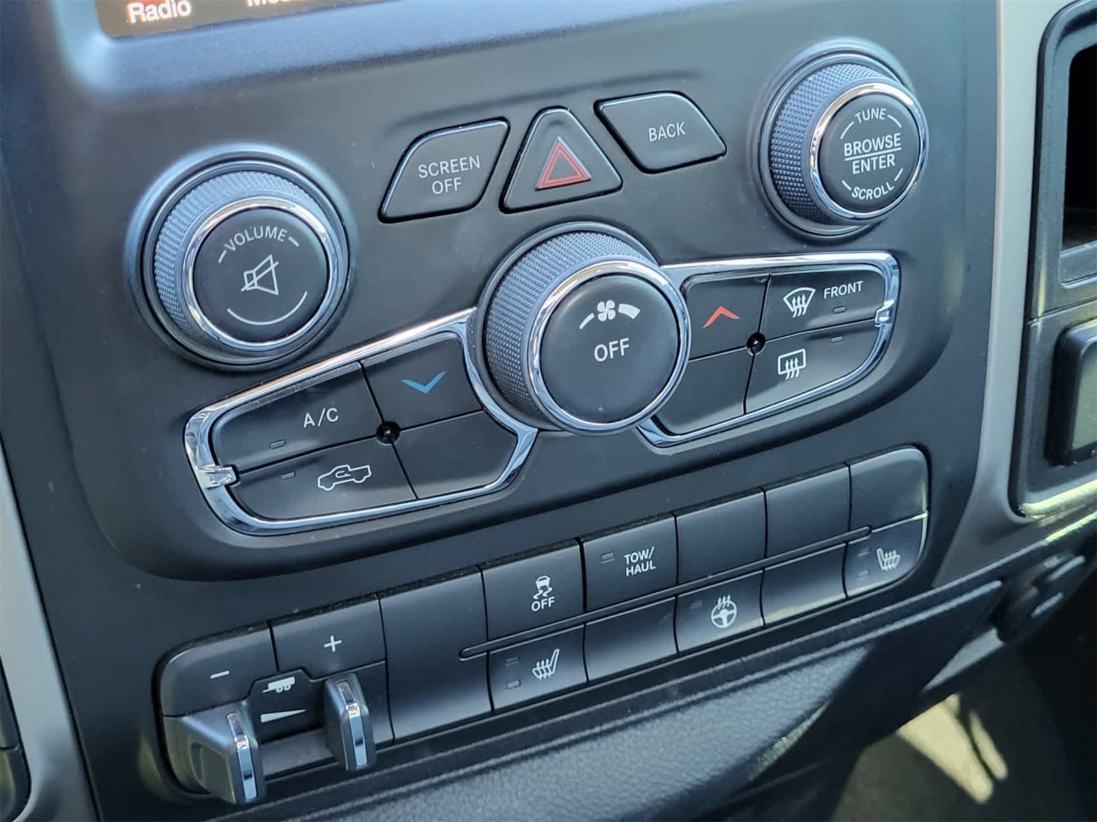 Thumbnail: 2015 RAM 1500 - 17