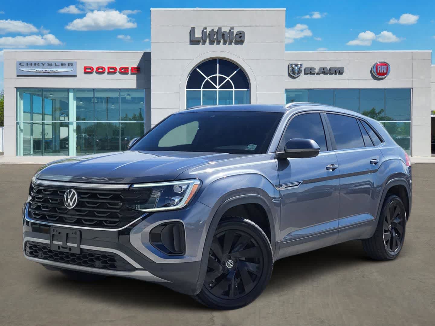 2024 Volkswagen Atlas Cross Sport 2.0T SE w/Tech's photo
