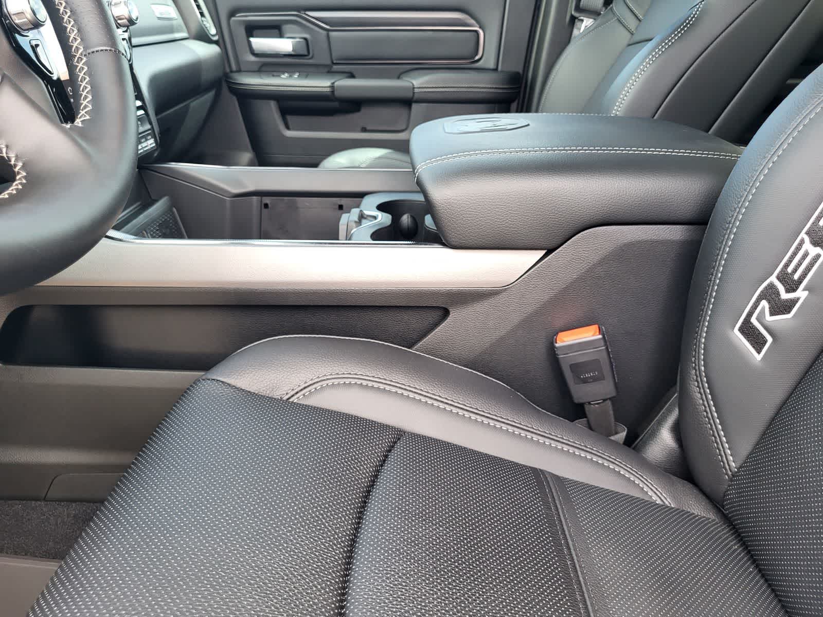 2026 RAM 2500 Rebel - Photo 24
