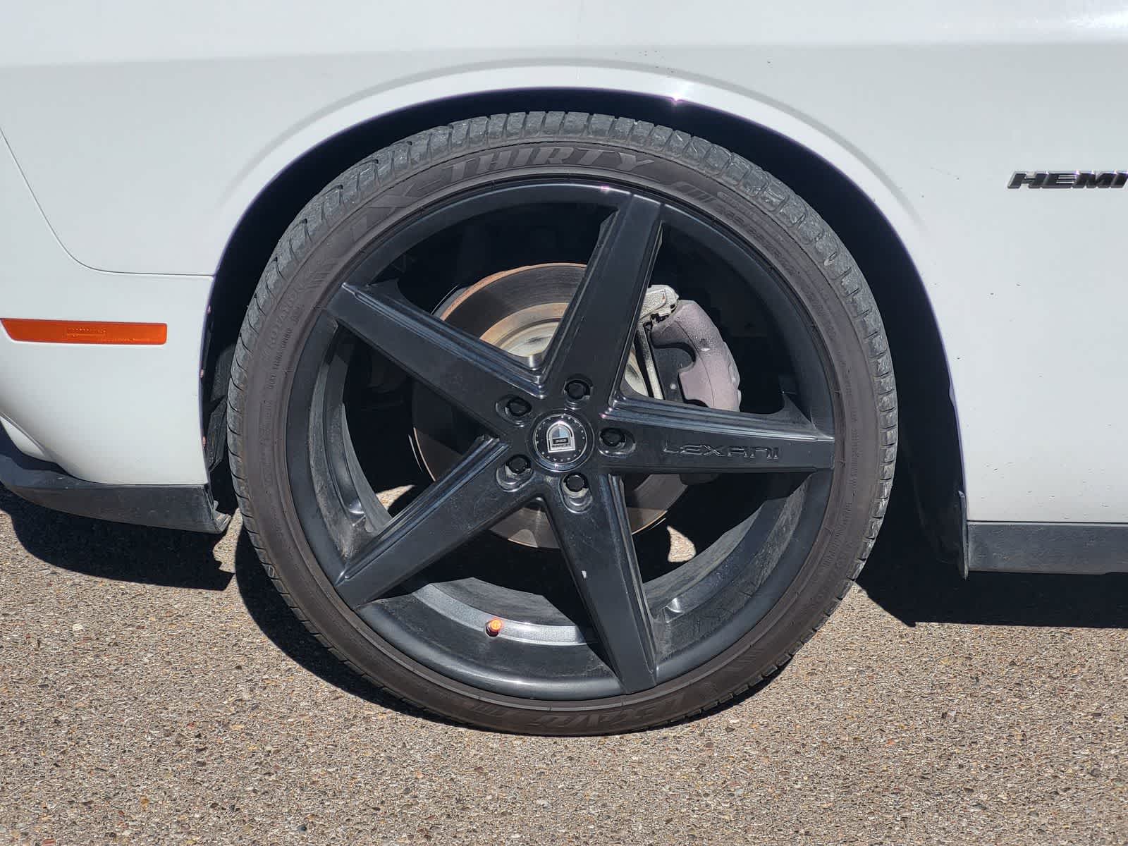 Thumbnail: 2019 Dodge Challenger - 10