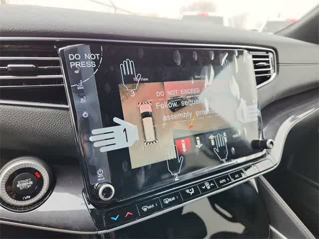 Thumbnail: 2024 Jeep Wagoneer - 20