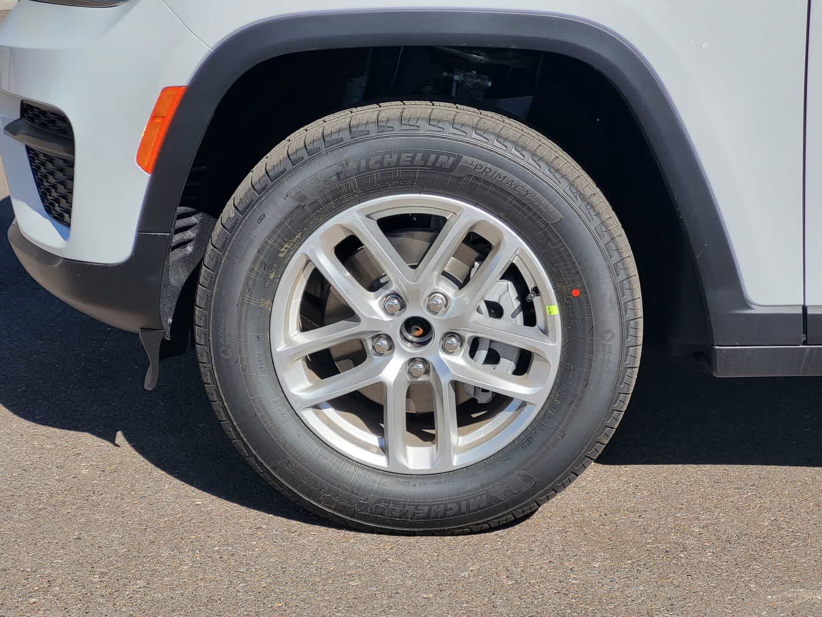 Thumbnail: 2026 Jeep Grand Cherokee - 7