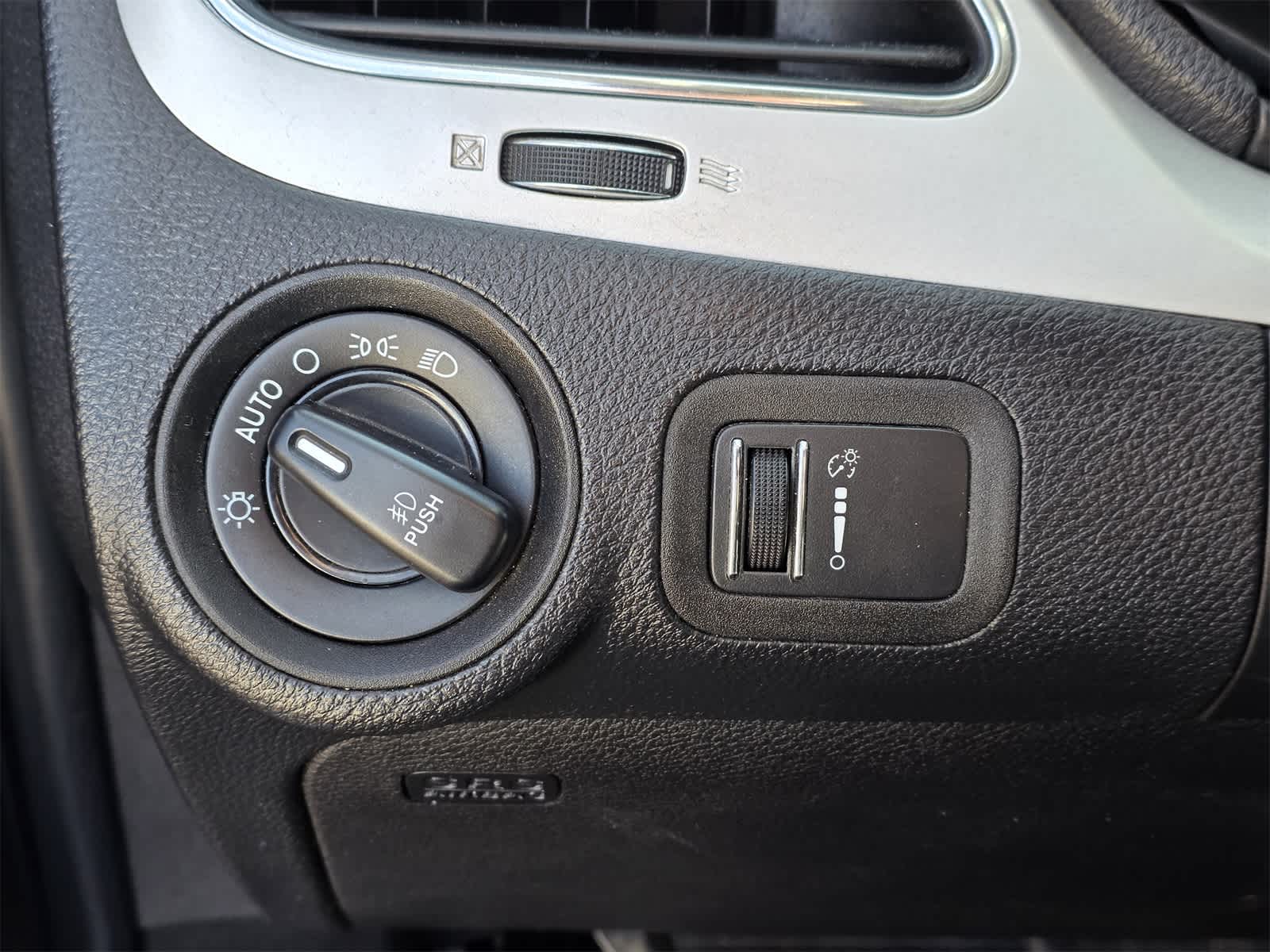 Thumbnail: 2018 Dodge Journey - 16