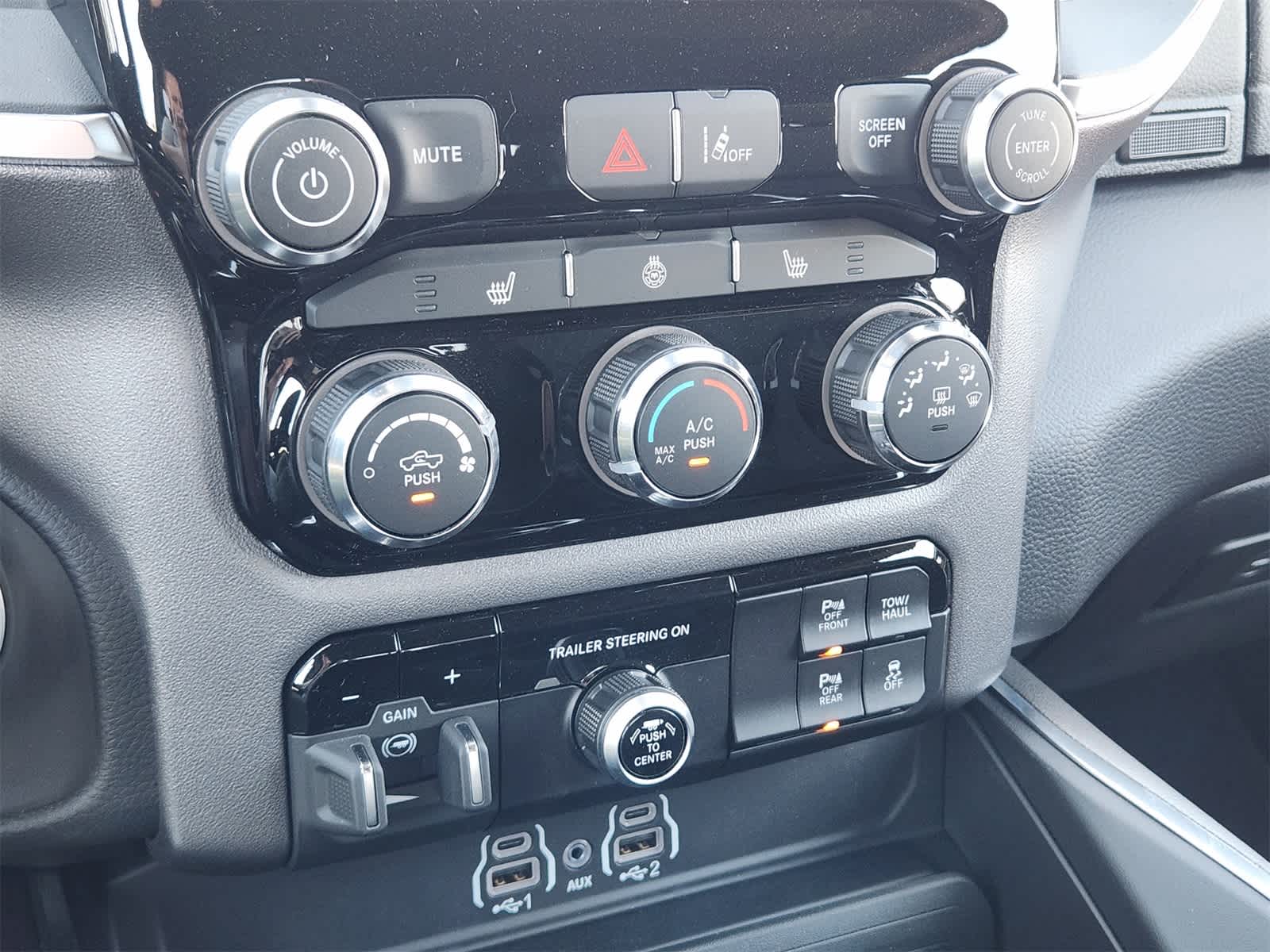 Thumbnail: 2026 RAM 1500 - 16