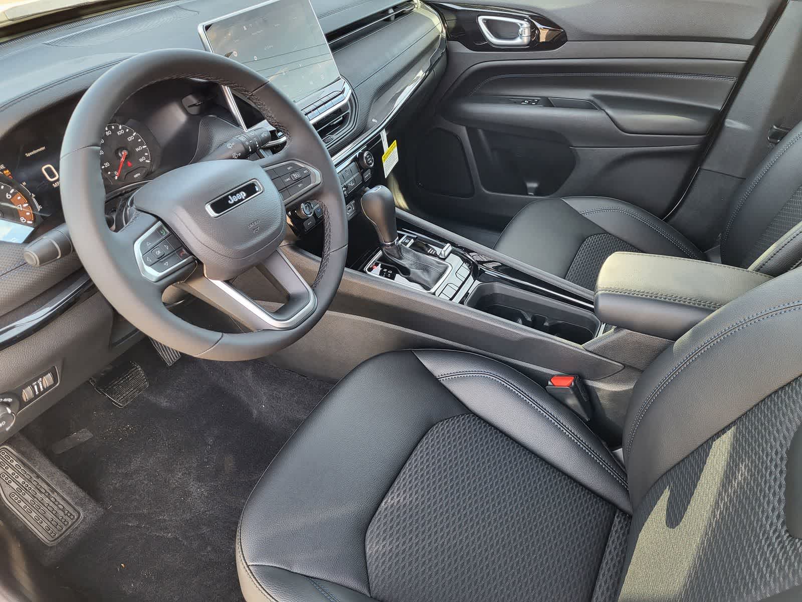 Thumbnail: 2026 Jeep Compass - 9