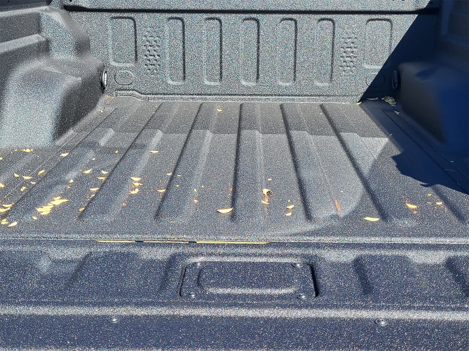 Thumbnail: 2025 Jeep Gladiator - 21