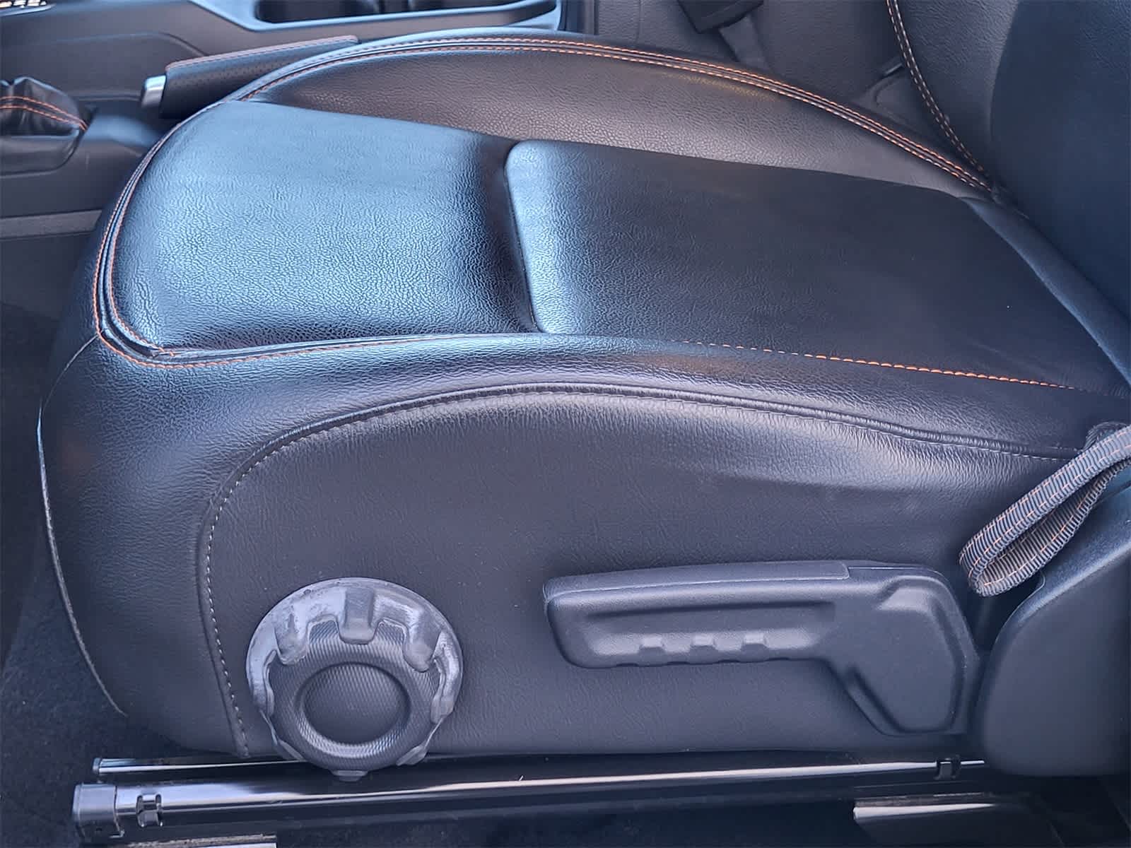 Thumbnail: 2023 Jeep Gladiator - 21