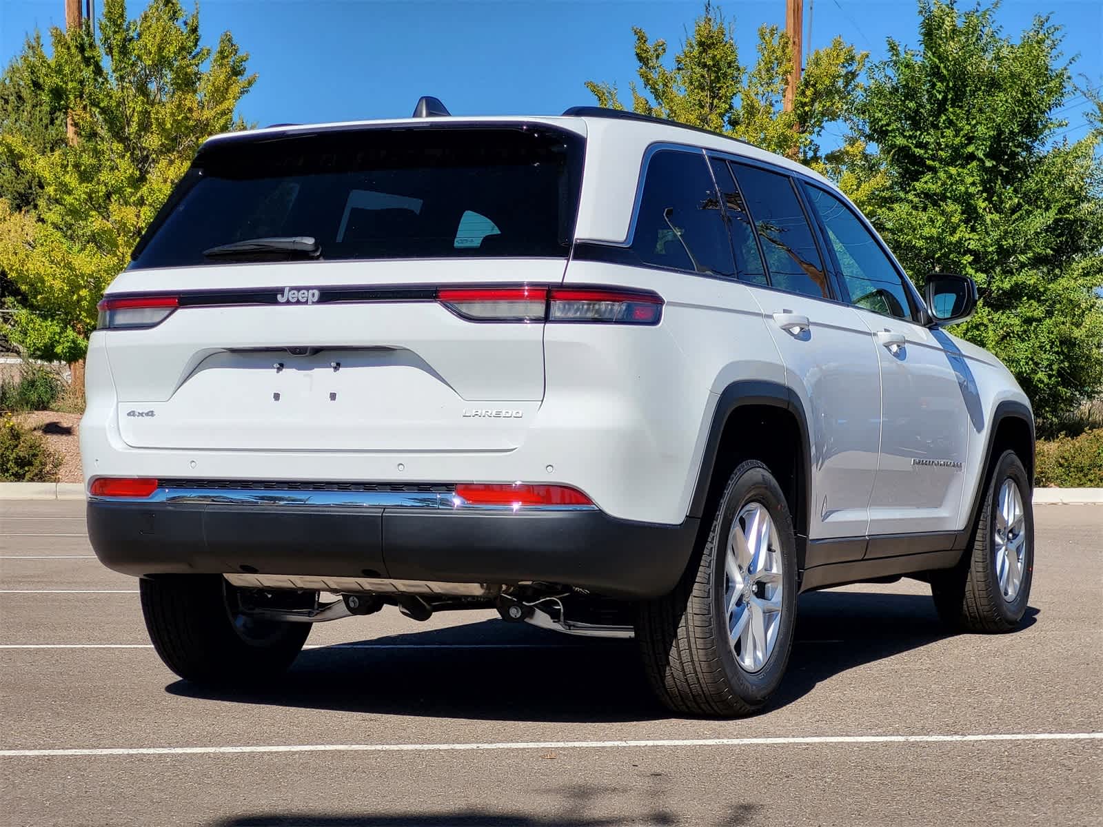 Thumbnail: 2025 Jeep Grand Cherokee - 3