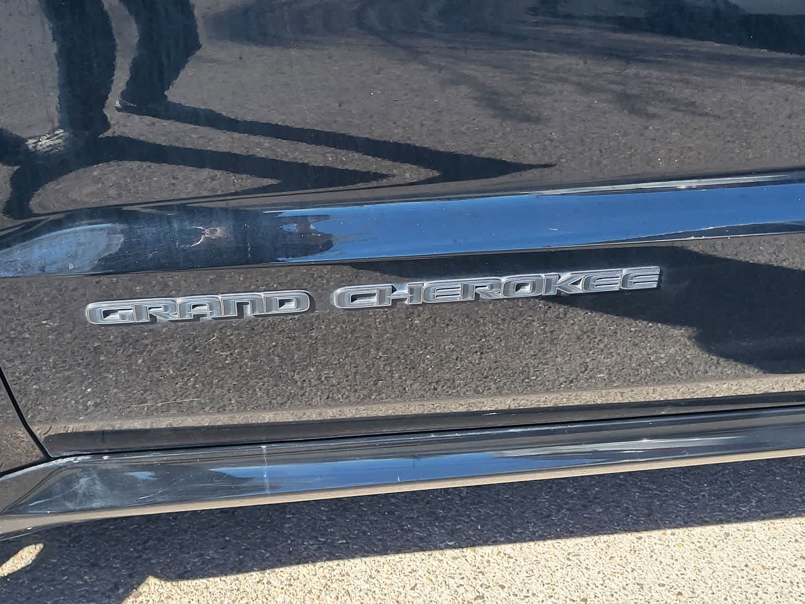 Thumbnail: 2018 Jeep Grand Cherokee - 11