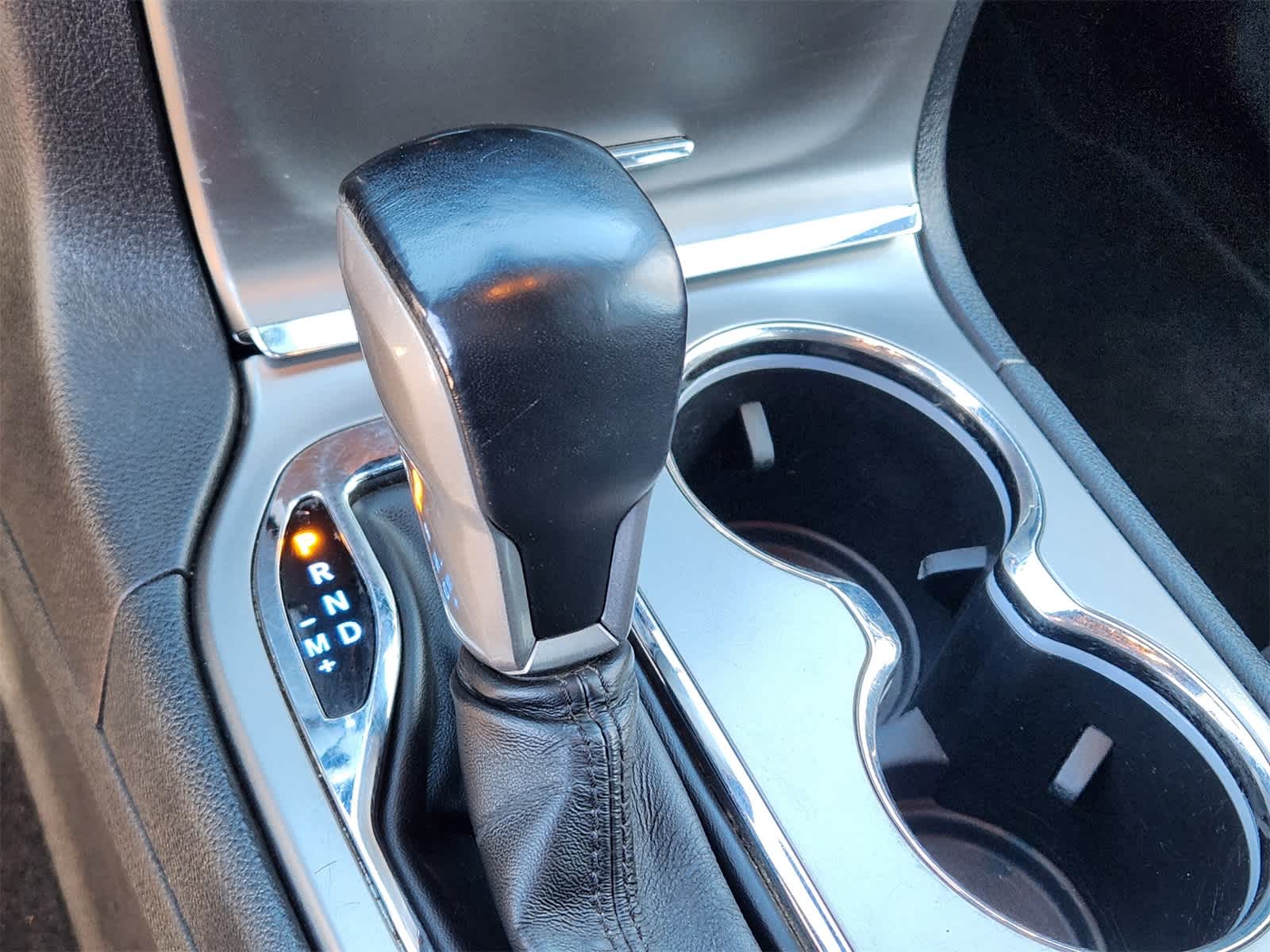 Thumbnail: 2020 Jeep Grand Cherokee - 15