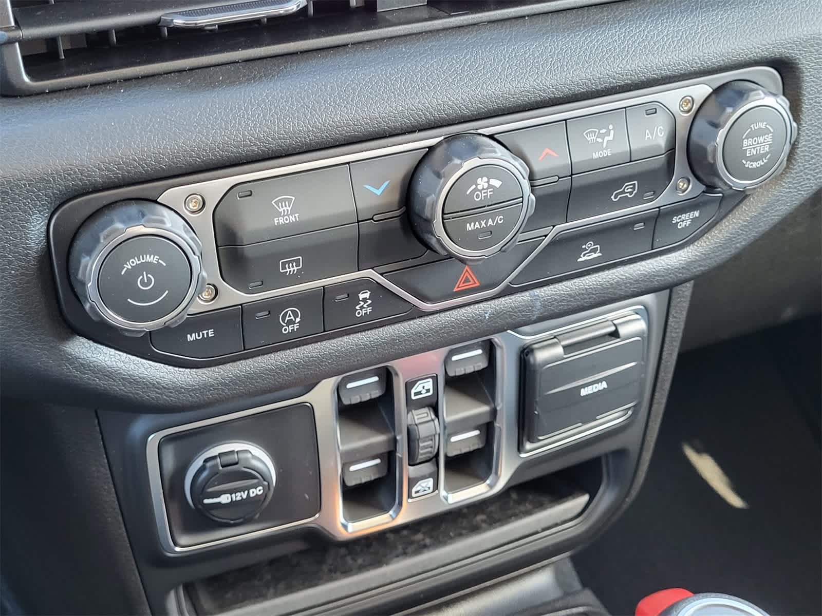 Thumbnail: 2026 Jeep Wrangler - 12