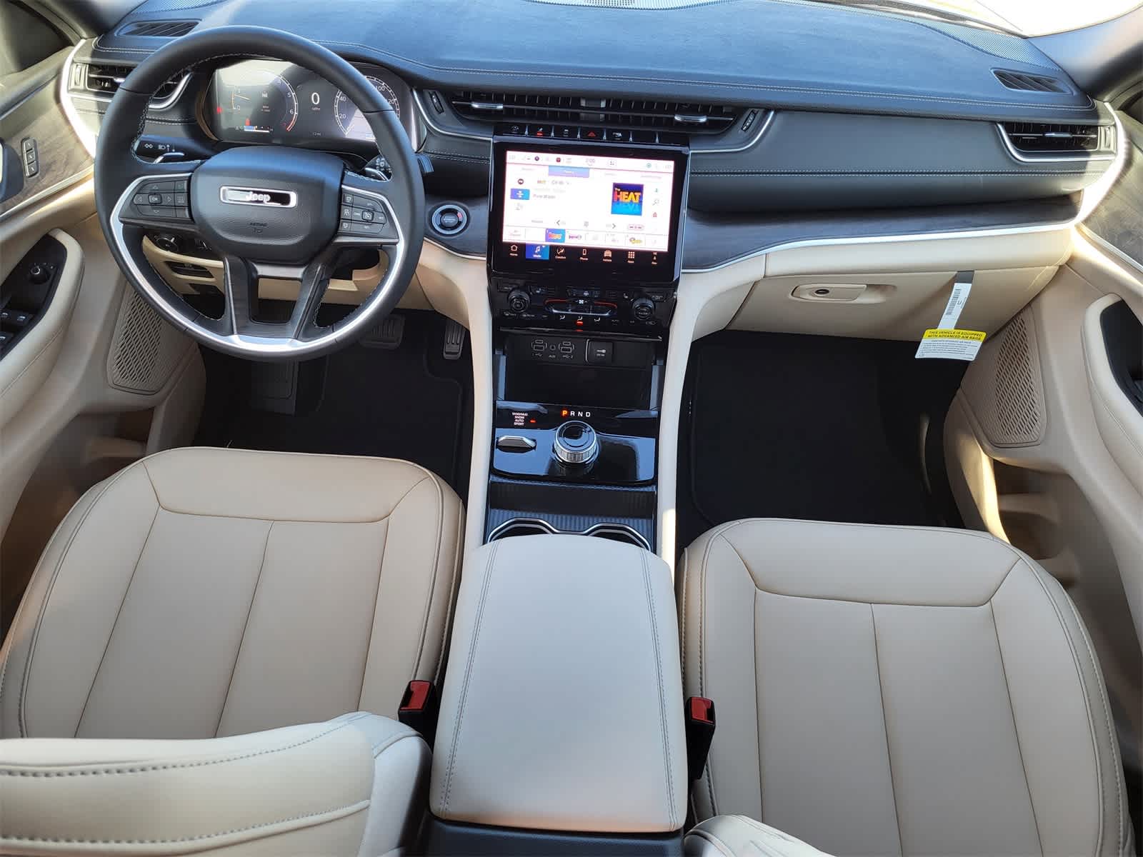 Thumbnail: 2025 Jeep Grand Cherokee L - 20