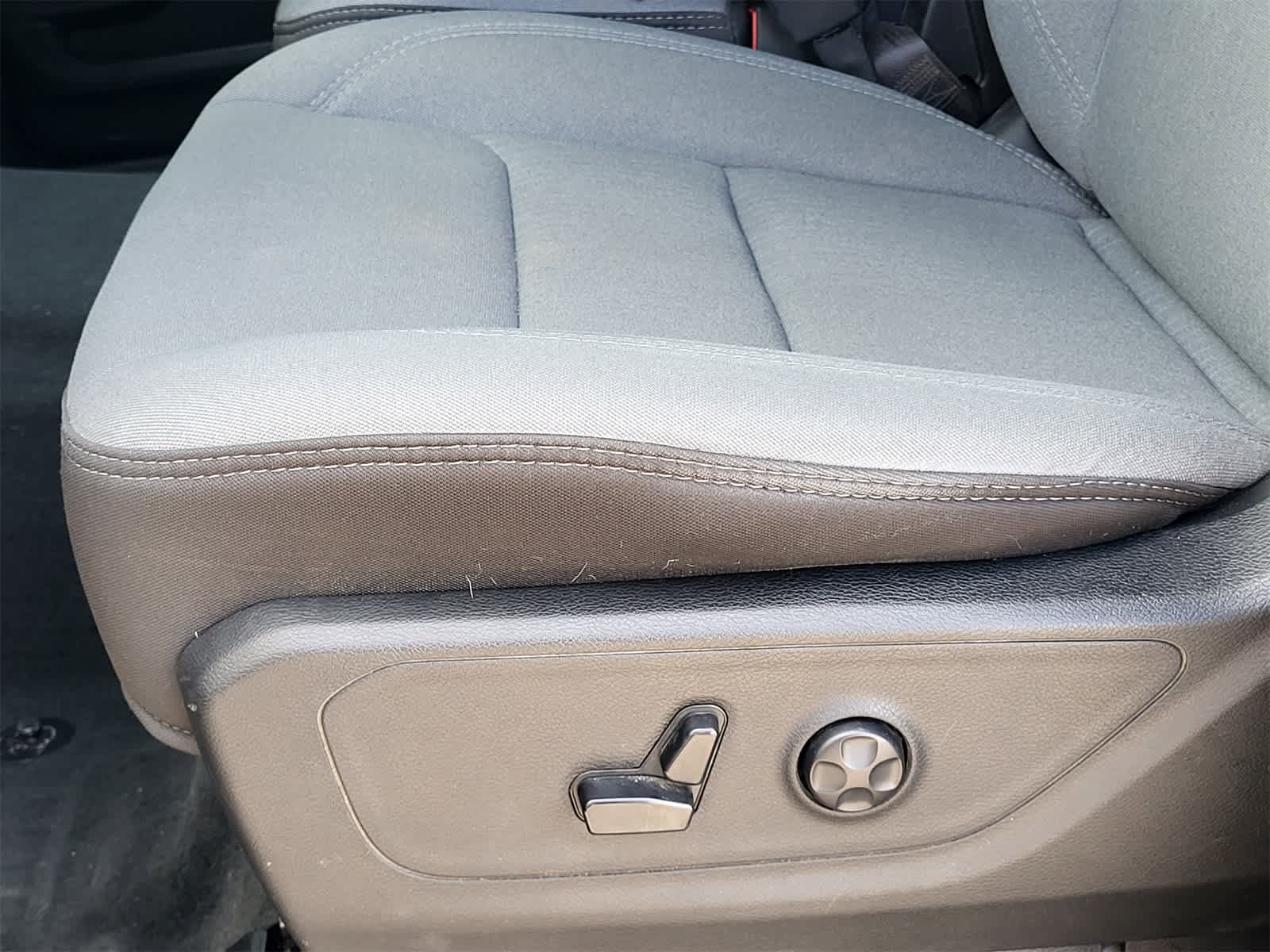 Thumbnail: 2023 RAM 1500 - 23