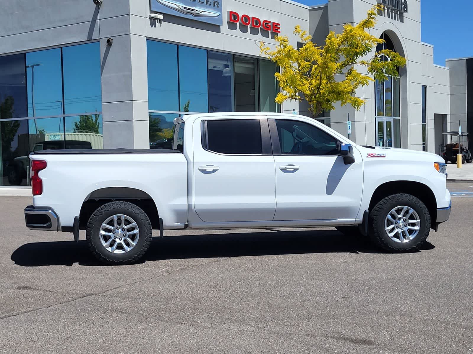Thumbnail: 2022 Chevrolet Silverado 1500 - 4