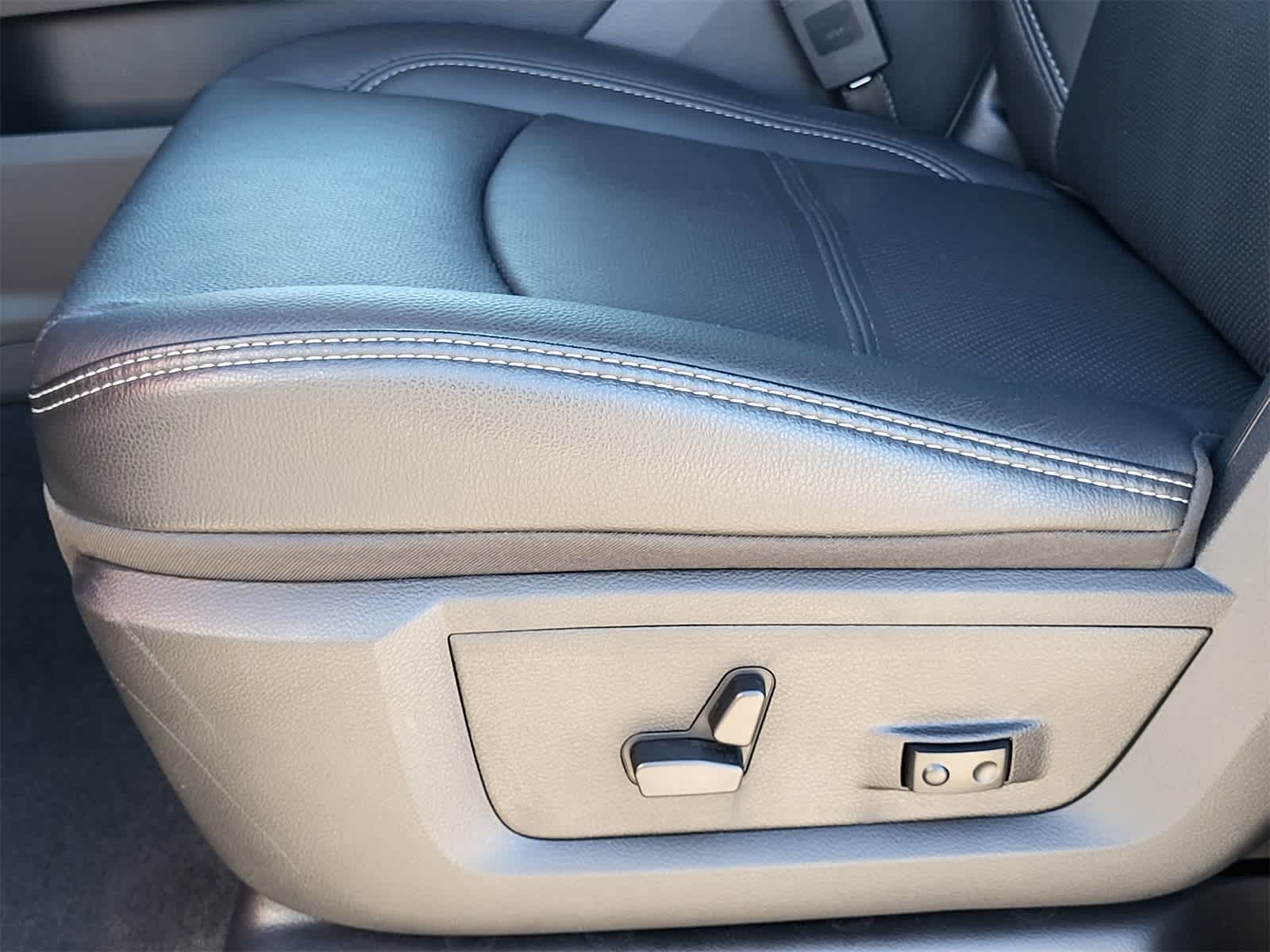 Thumbnail: 2026 RAM 2500 - 16