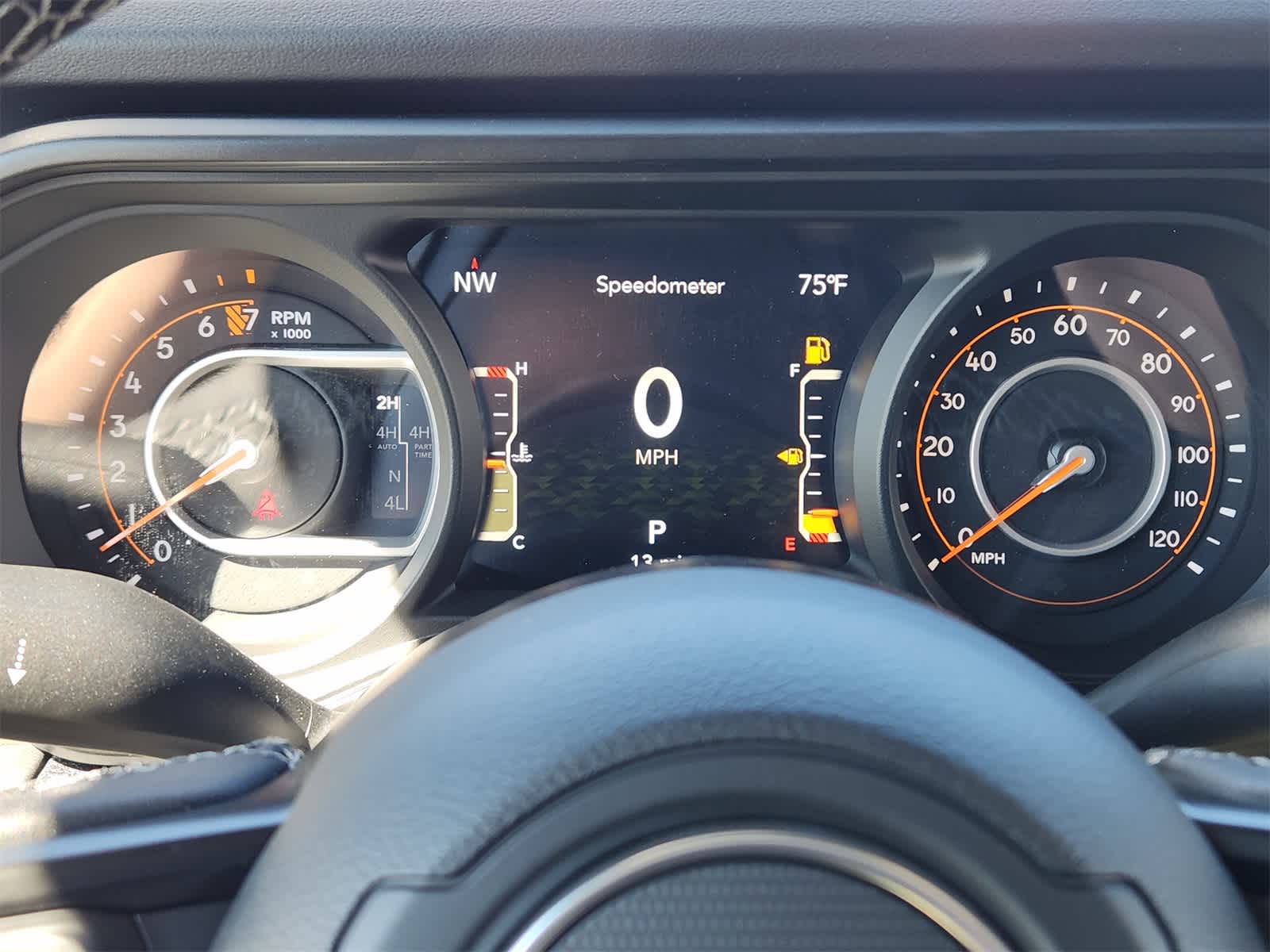 Thumbnail: 2025 Jeep Gladiator - 15