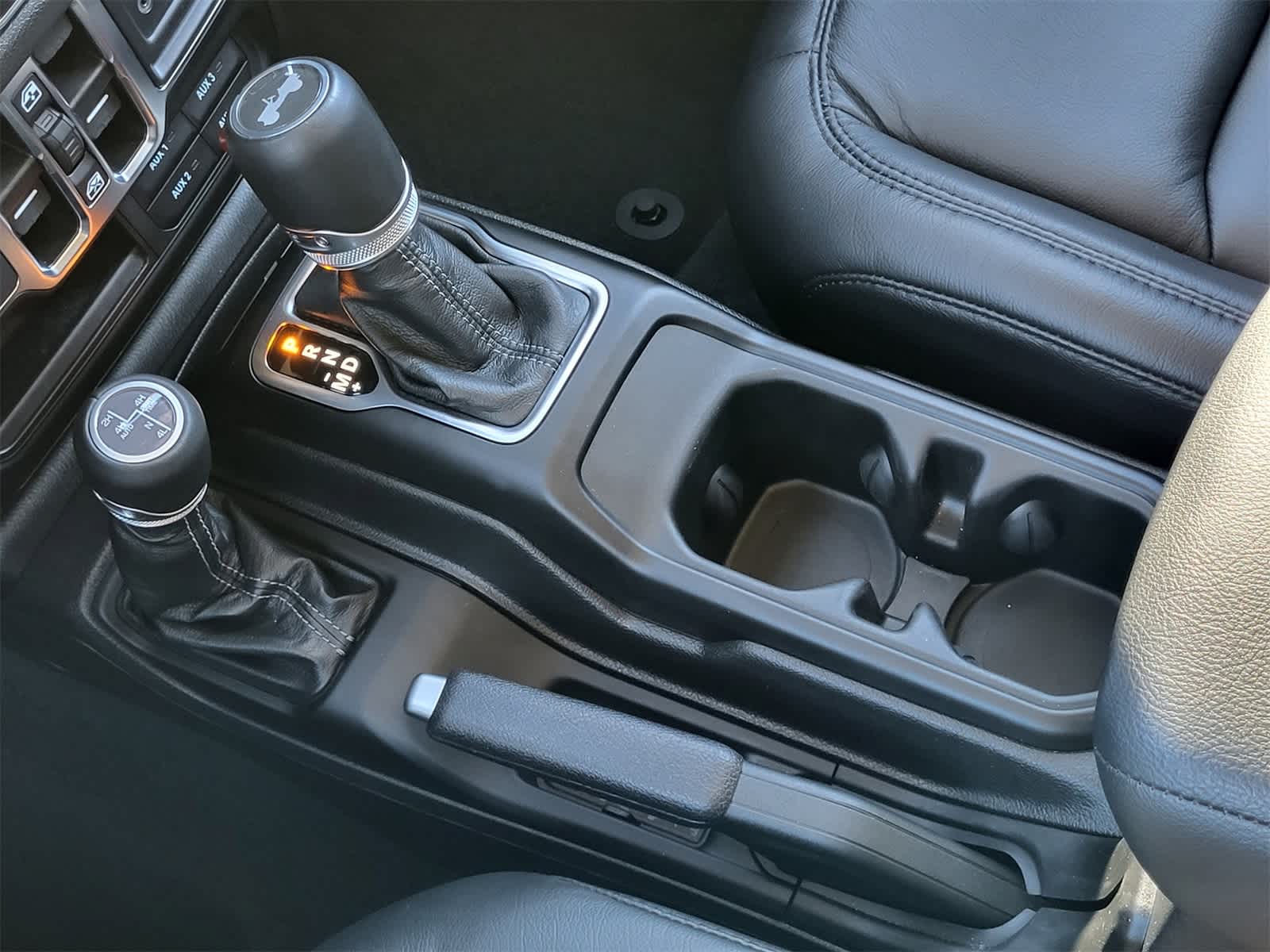 Thumbnail: 2025 Jeep Wrangler - 18