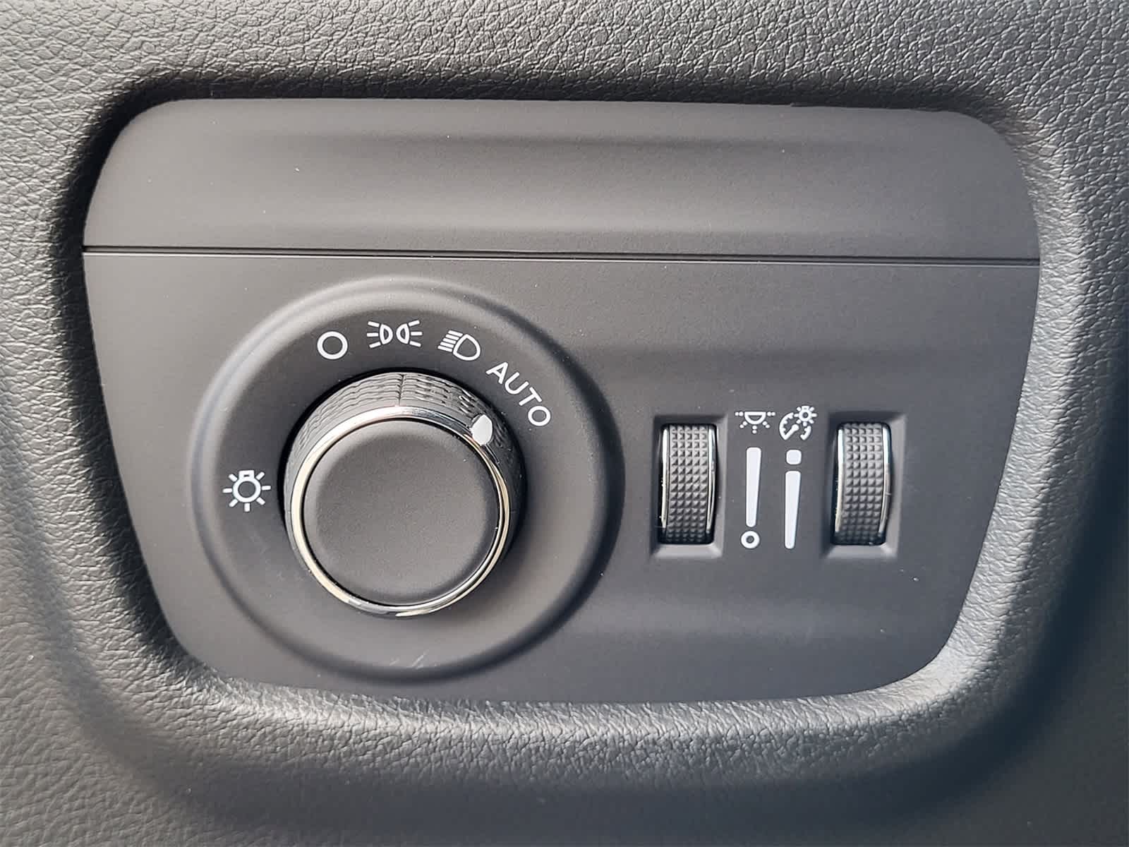 Thumbnail: 2024 Jeep Grand Cherokee - 20