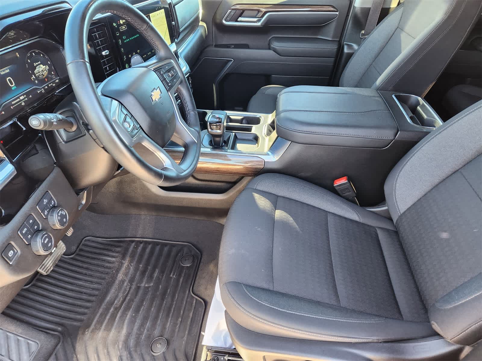 Thumbnail: 2025 Chevrolet Silverado 1500 - 23