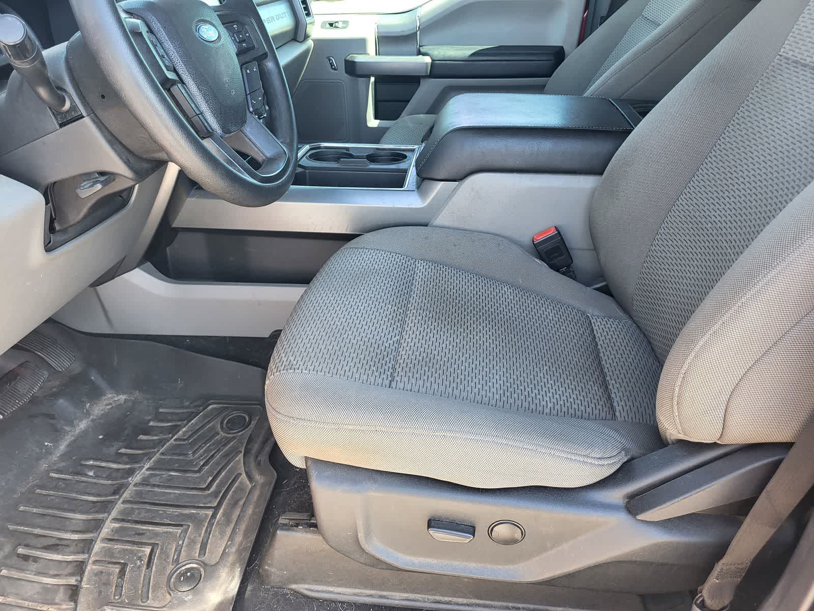 Thumbnail: 2021 Ford F-250 - 25