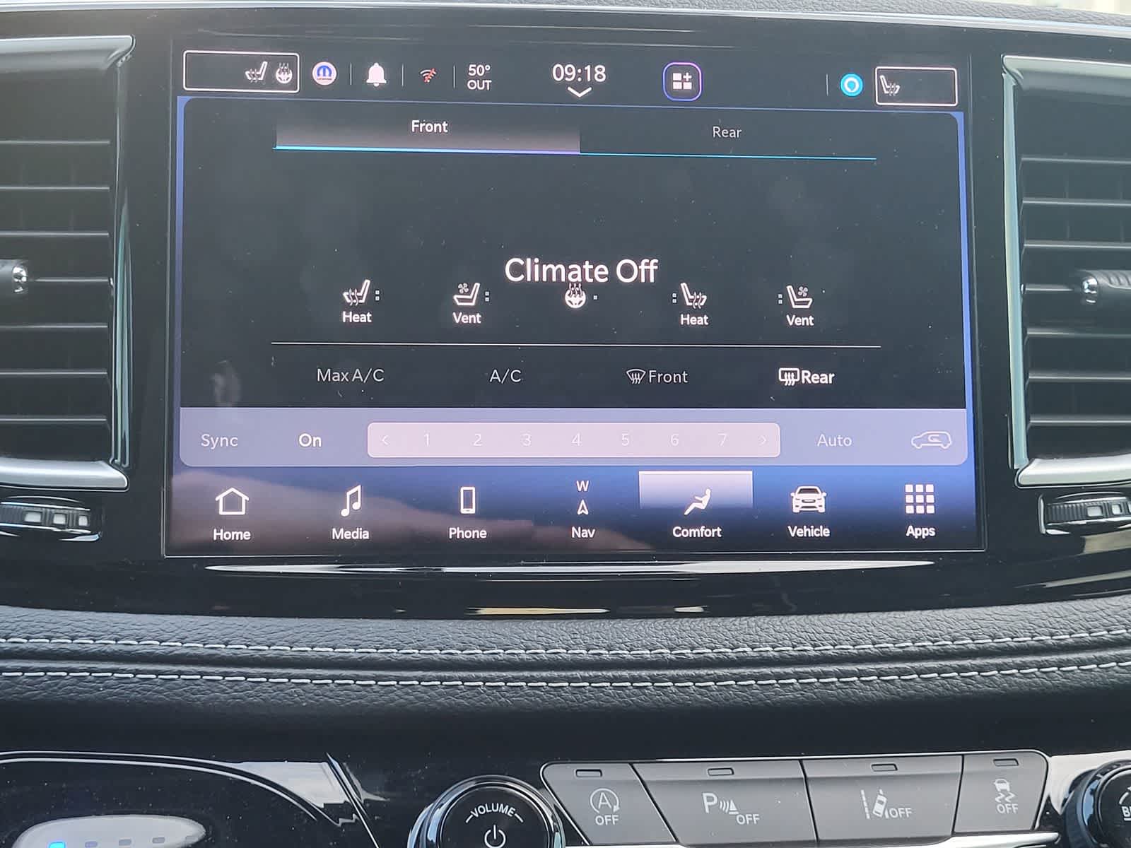 Thumbnail: 2023 Chrysler Pacifica - 20