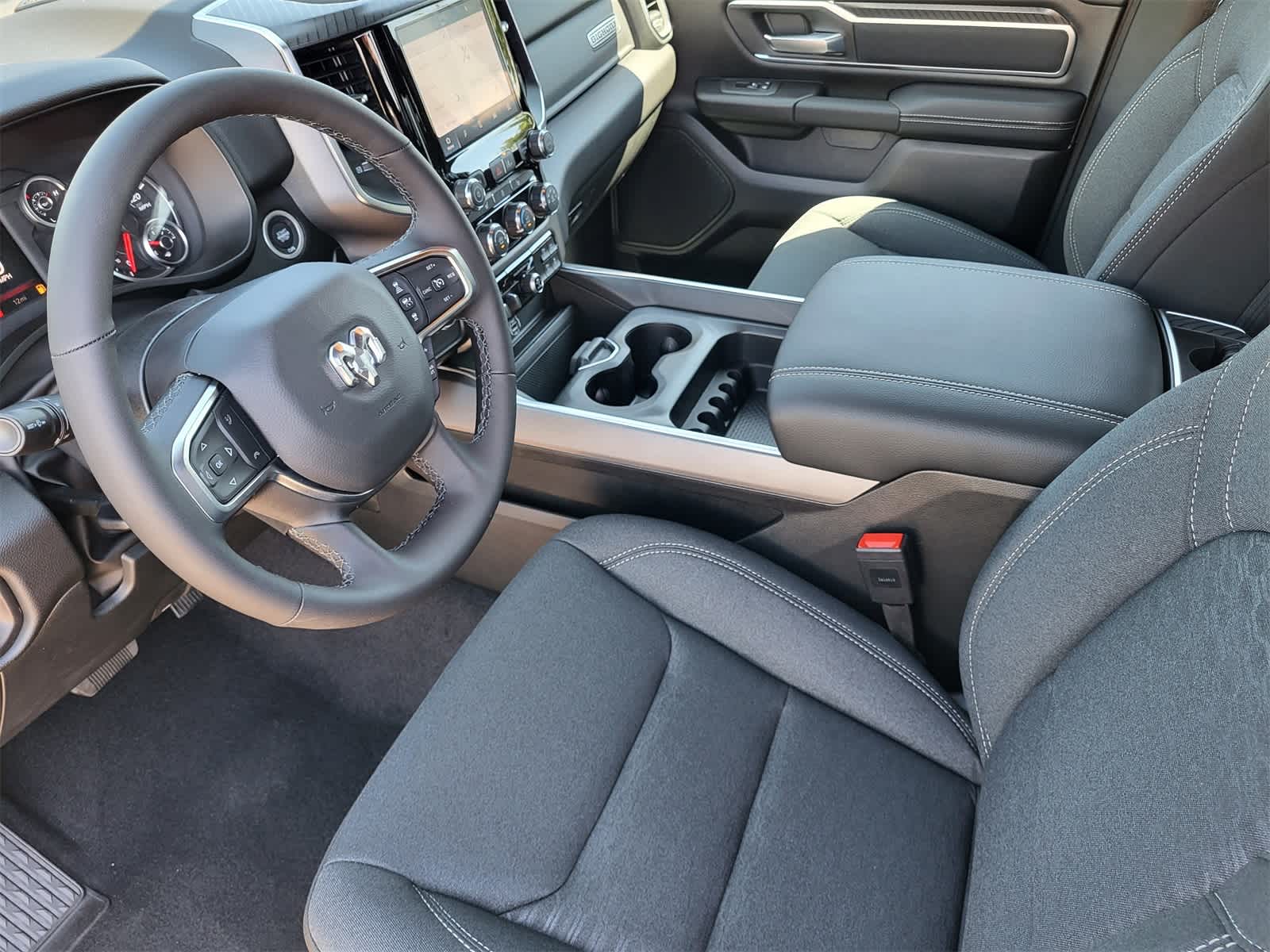 Thumbnail: 2026 RAM 1500 - 9