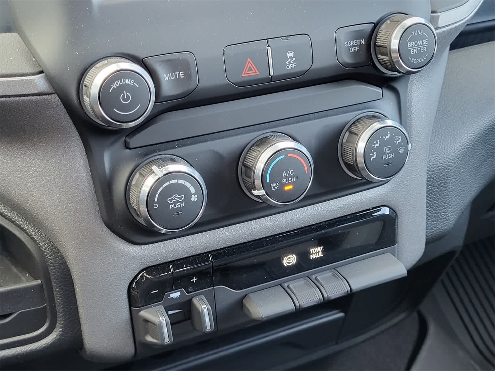 Thumbnail: 2024 RAM 2500 - 18