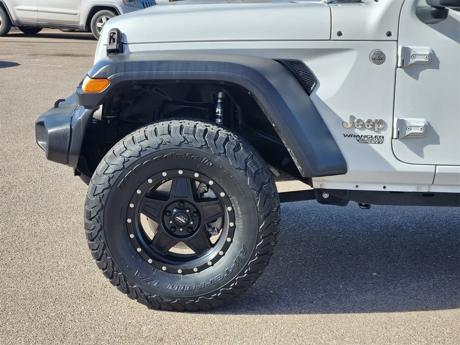 Thumbnail: 2020 Jeep Wrangler - 3