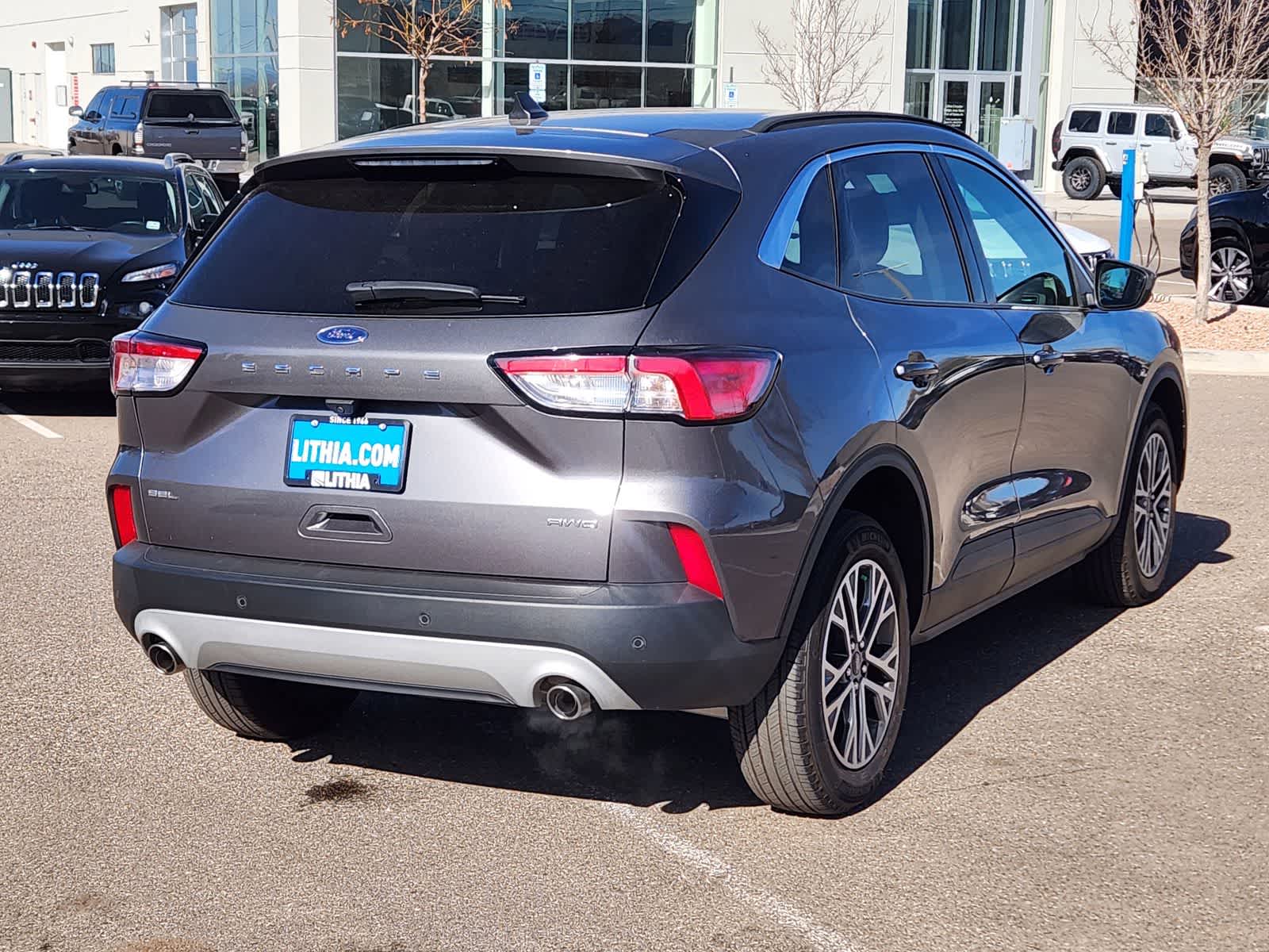 Thumbnail: 2021 Ford Escape - 7