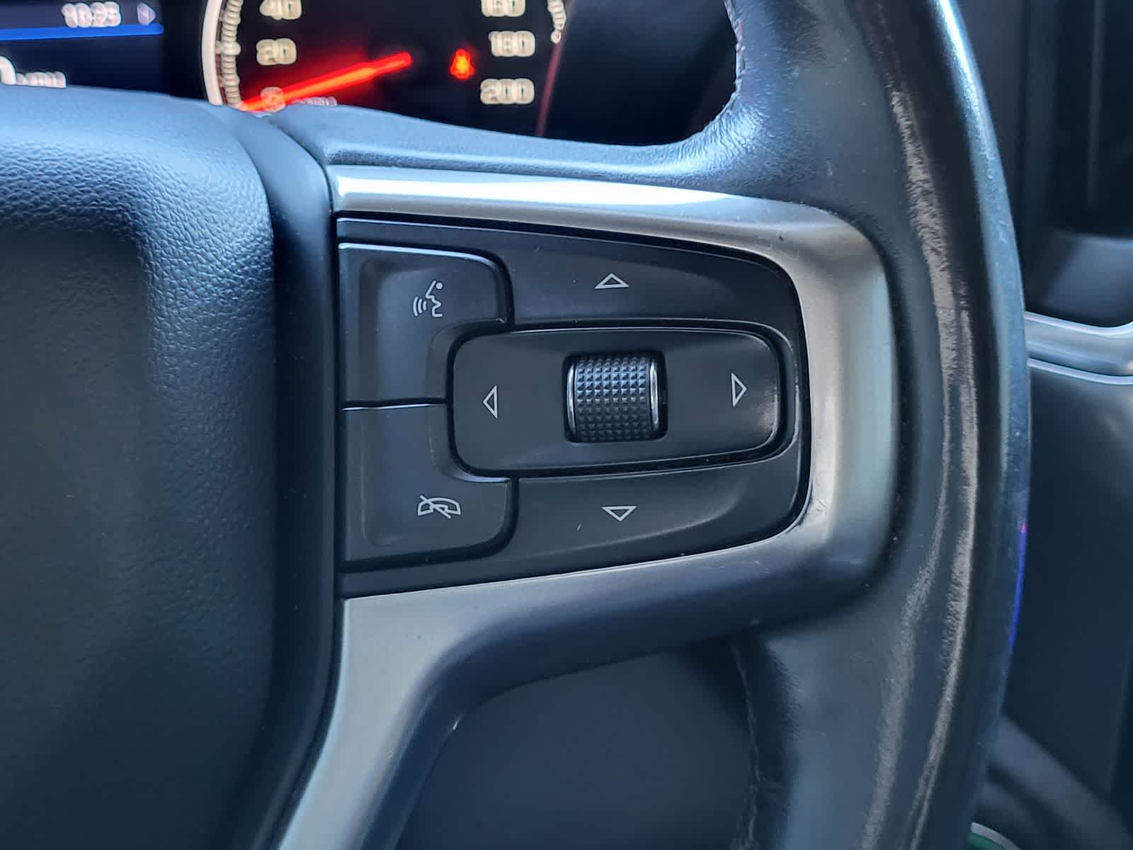 Thumbnail: 2019 Chevrolet Silverado 1500 - 19